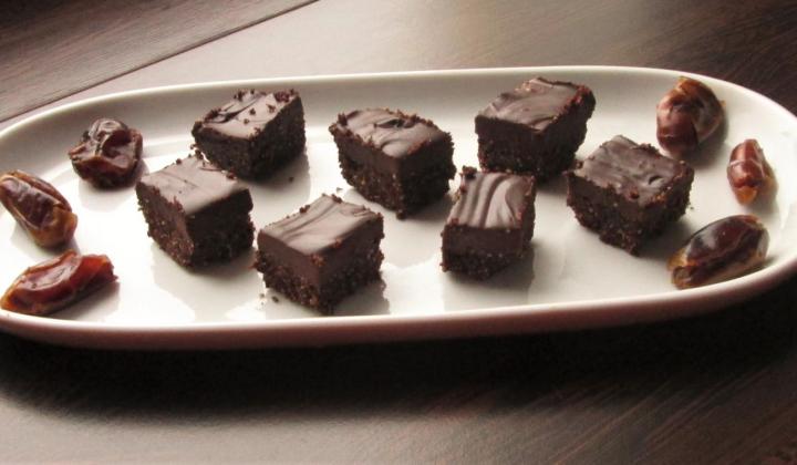 Jak připravit arašídovo-datlové brownies | recept Jak připravit arašídovo-datlové brownies | recept