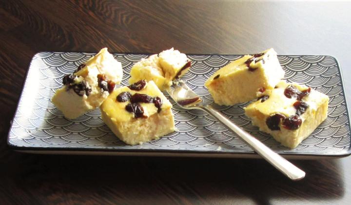 Jak upéct voňavé tvarohové řezy | recept na vanilkový zákusek Jak upéct voňavé tvarohové řezy | recept na vanilkový zákusek