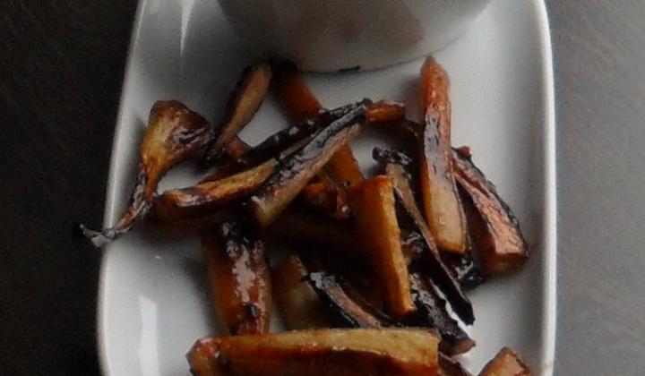 Jak připravit pečenou medovou petržel s hořčicovým dipem | recept