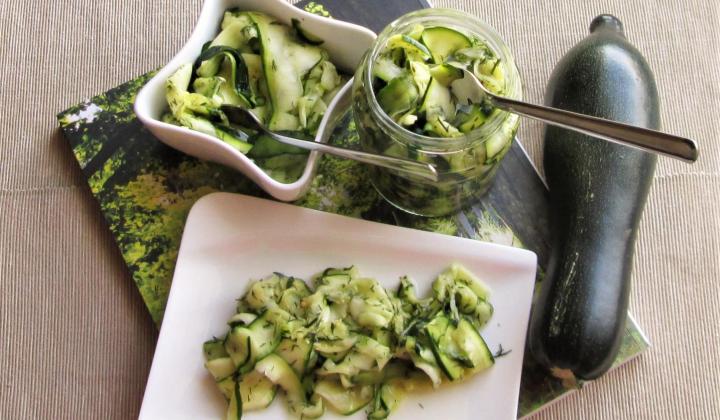Jak na cuketové pickles s koprem | jednoduchý recept Jak na cuketové pickles s koprem | jednoduchý recept