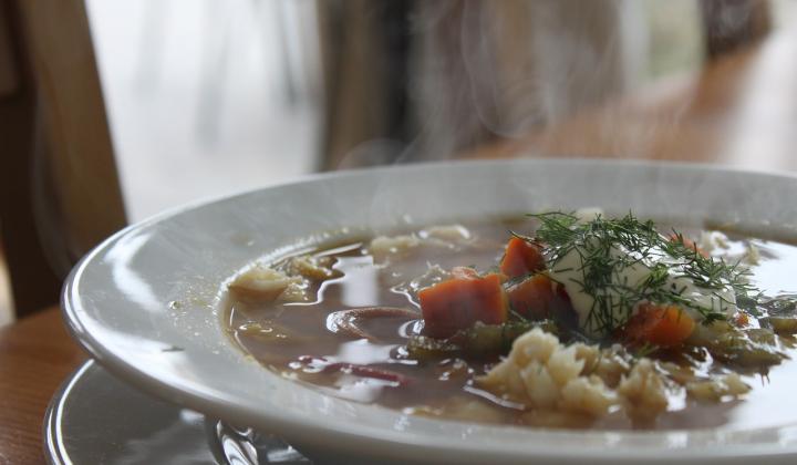 Jak udělat Halászlé | recept na maďarskou rybí polévku