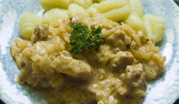 Jak připravit vegetariánský segedínský guláš