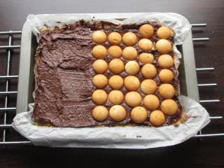 Jak upéct piškotové řezy s ořechovým krémem a čokoládou | recept Jak upéct piškotové řezy s ořechovým krémem a čokoládou | recept