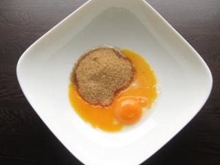 Jak upéct šťavnatý jablečný koláč s mákem | recept