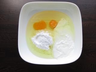 Jak upéct vláčný marcipánový koláč s rebarborou a jablkem | recept Jak upéct vláčný marcipánový koláč s rebarborou a jablkem | recept
