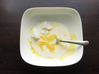 Jak upéct pudinkové řezy Margot z kokosové mouky | recept