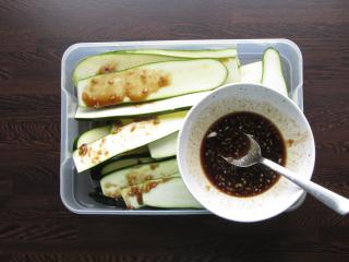 Jak na marinované grilované cuketové plátky | recept