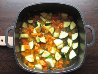 Jak uvařit podzimní polévku z dýně, pórku a cukety | recept 