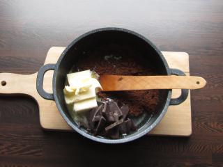 Jak na nepečené oplatkové řezy se sušenkami a čokoládovou nádivkou | recept