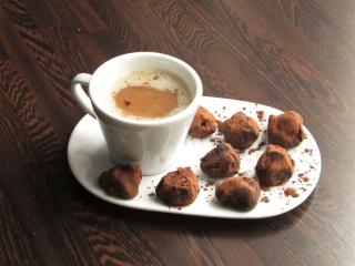 Jak vykouzlit nadýchané kávové truffles| recept na domácí lanýže