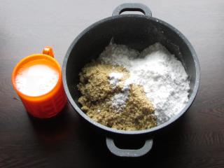 Jak upéct famózní piškotový moučník s ořechovým krémem | recept Jak upéct famózní piškotový moučník s ořechovým krémem | recept