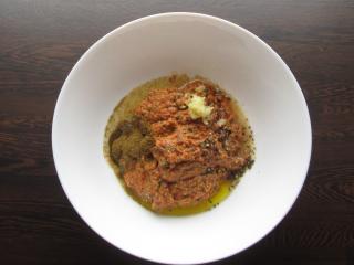 Jak připravit dip Blízkého východu z pečených paprik | recept Jak připravit dip Blízkého východu z pečených paprik | recept