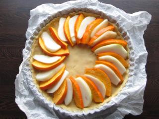 Jak upéct linecký koláč s hruškami, dýní a kořeněným krémem | recept