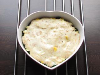 Jak zapéct špenát s vejci pod bešamelovou peřinkou | recept Jak zapéct špenát s vejci pod bešamelovou peřinkou | recept
