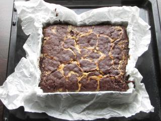 Jak upéct brownies řezy s krémovou nádivkou | recept