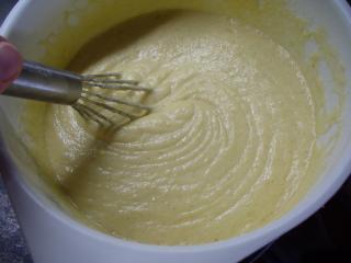 Jak upéct jahodový koláč z podmáslí | recept