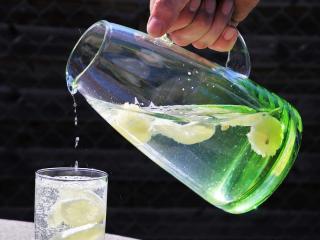 Jak si vyrobit nápoj na detoxikaci organismu | recept